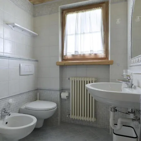 Residence Le Cascate Livigno Exterior photo