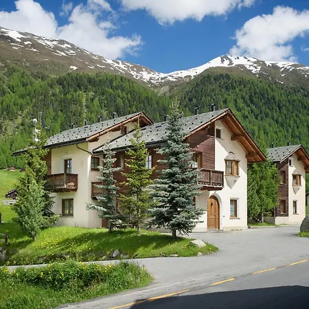 Residence Le Cascate Livigno Exterior photo