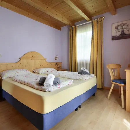 Residence Le Cascate Livigno Exterior photo