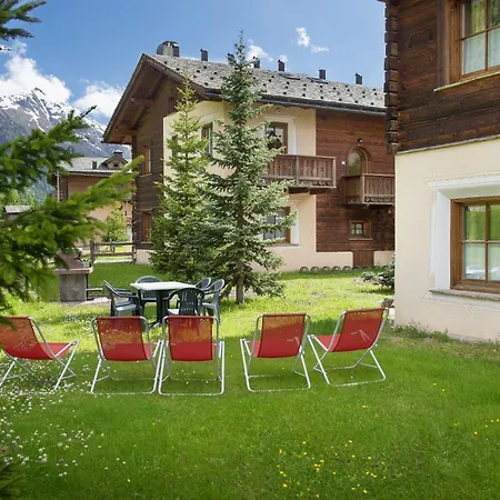 Residence Le Cascate Livigno Exterior photo